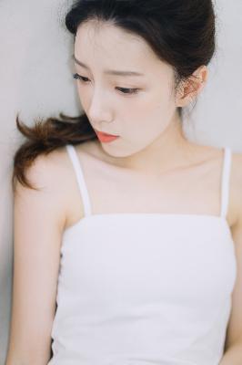 38 章到 50 章！小莹客厅激情一区二区究竟发生了啥？